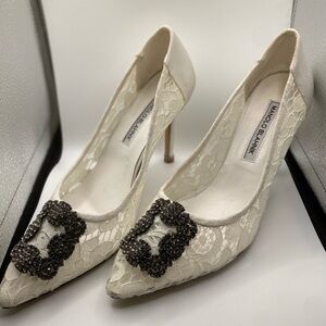 Manolo Blahnik Hangisi Cream Lace Heels